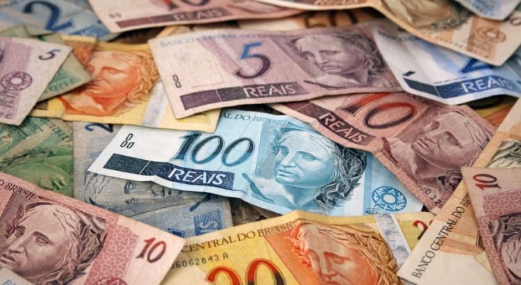 qual e a comissao do corretor de imoveis