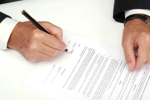 Contrato de exclusividade e ficha de visita