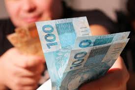 Imobiliárias sentem impactos da crise econômica