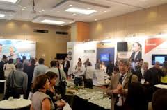 Convenção Secovi começa debatendo política e economia brasileira