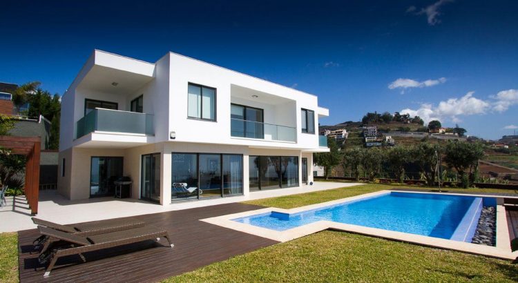 As 5 casas mais caras de São Paulo “comprariam” mais de 1300 casas populares