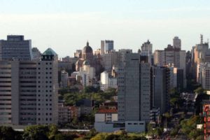 Preço médio dos imóveis sobe 0,02% em abril em nove capitais, diz Abecip