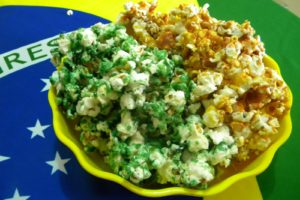 O Teatro o pipoqueiro e a nação enganada.