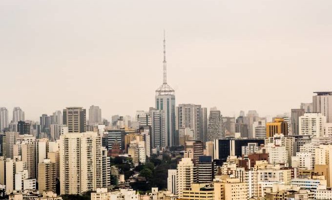 Como o governo decidiu criar financiamentos com juros só pela inflação